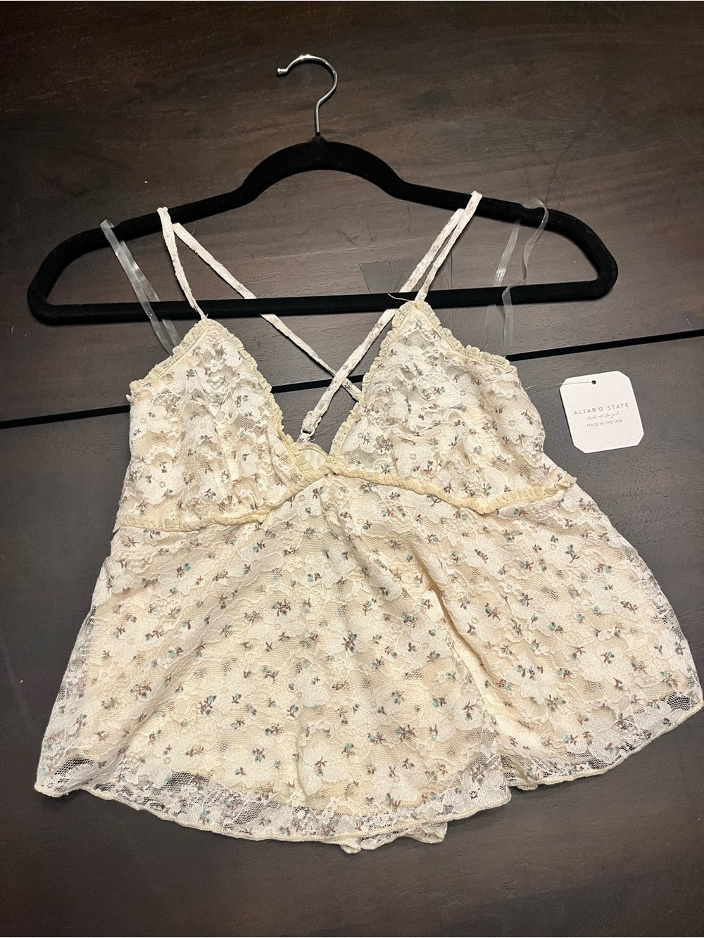 Altar'd State Cream Lace Floral Cross-Back Cami